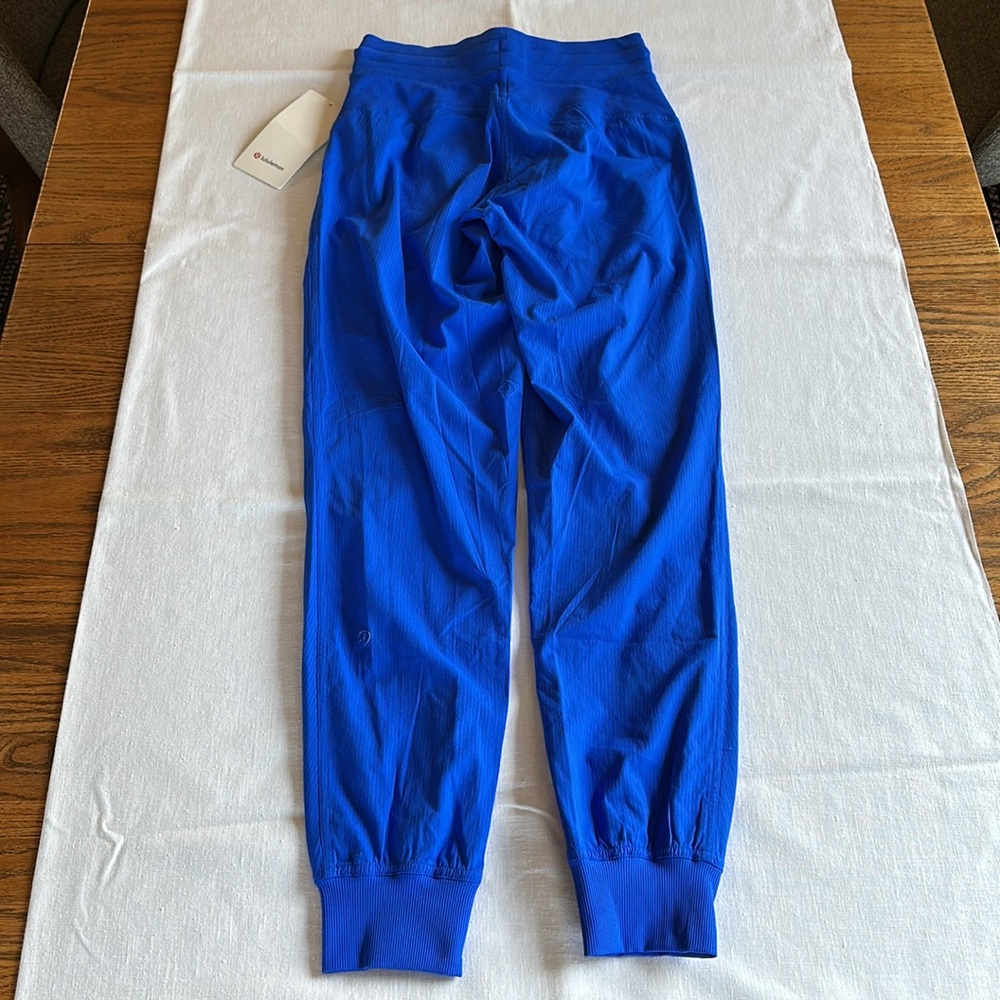 Lululemon Dance Studio Mid Rise Jogger 2 Cerulean Blue NWT - Picture 5 of 8